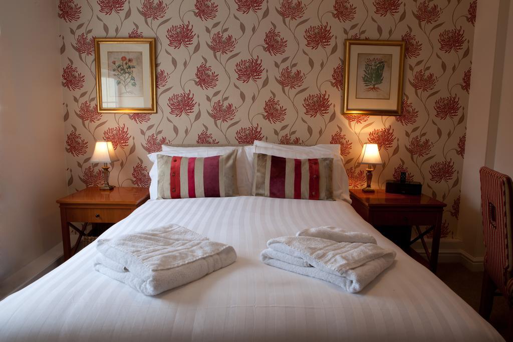 The George Country Inn, Wath Wath  Szoba fotó