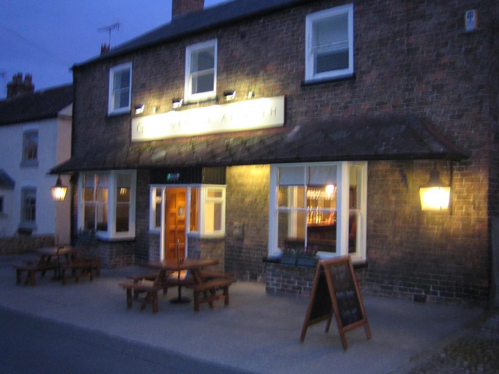 The George Country Inn, Wath Wath  Kültér fotó